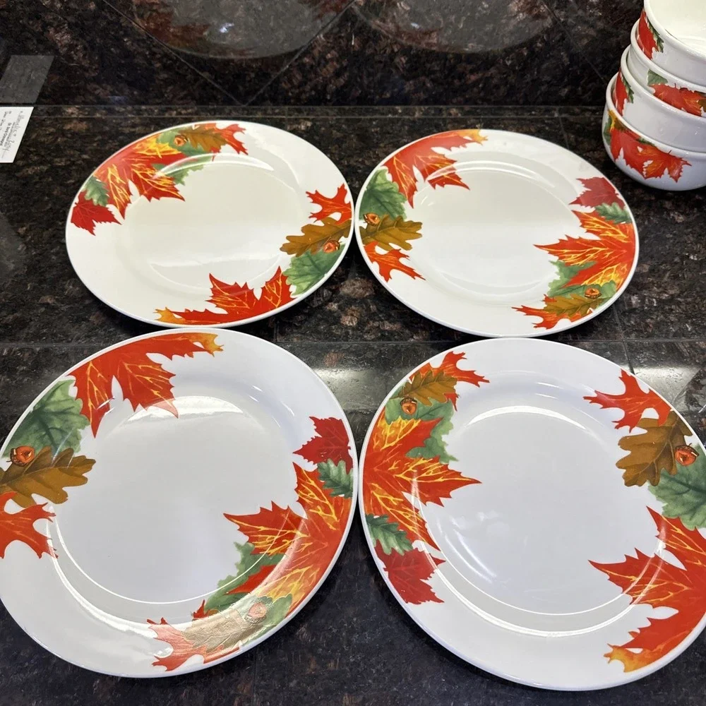 12 pieces Royal Norfolk Autumn Leaves Acorn Bowls, plates,‎ cups Thanksgiving